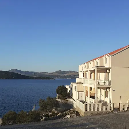 Apartament Pjestata 14440e